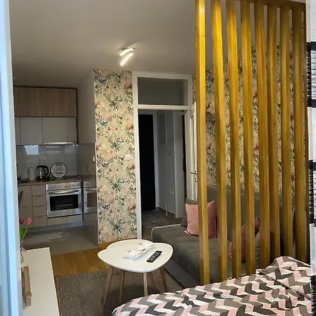 Daire Apartman 3m Lukavica